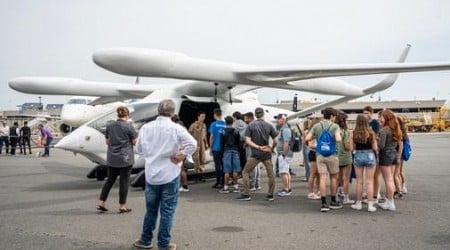 Electric plane startup Beta looks to train its future workforce