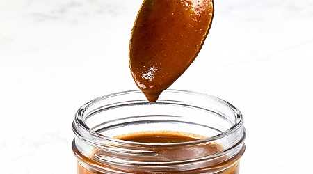 My Homemade Enchilada Sauce Is So Good, I Keep a Batch in My Fridge at All Times