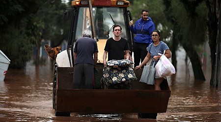 Floods in southern Brazil kill 55, force 70,000 from homes