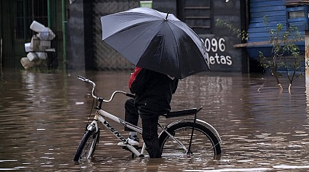 Rivers rise again as rain batters flood-hit south Brazil