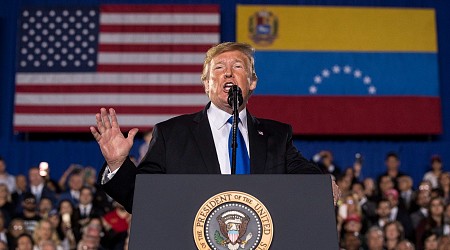 Verificación de datos: Trump dice falsamente que criminalidad en Venezuela se redujo porque sus delincuentes llegaron a EE.UU.