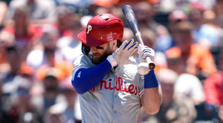 WATCH: Bryce Harper takes exception to inside pitches, leading to benches clearing in Phillies-Giants game