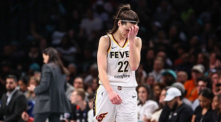 Clark struggles, Boston exits as Fever routed by Liberty