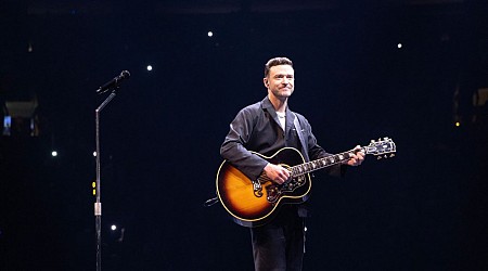 Justin Timberlake Stops Austin Show to Check on Distressed Fan