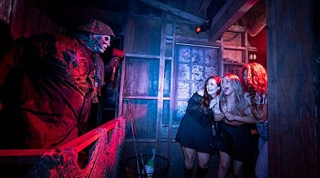 Halloween Horror Nights Premium Scream Night Tickets Now on Sale