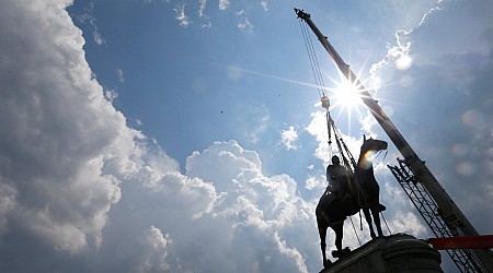 Virginia School Board Votes to Restore Confederate Names in Rare Reversal