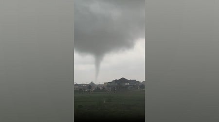 Texas to Nebraska facing severe weather, Houston under severe thunderstorm watch