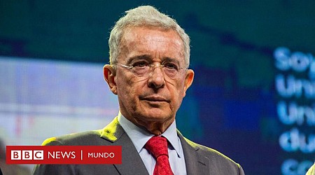 La Fiscalía de Colombia acusa formalmente a Álvaro Uribe por delitos de soborno y manipulación de testigos