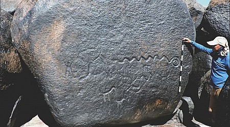 2,000-year-old rock art, including nearly 140-foot-long snake, may mark ancient territories in Colombia, Venezuela