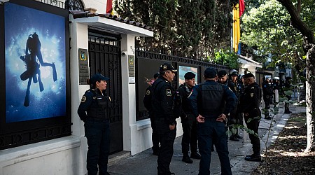 Cierre de consulados de Ecuador en México causa incertidumbre, dice organización que atiende a ecuatorianos