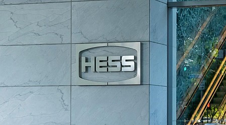 Hess shareholders approve $53bn merger with Chevron