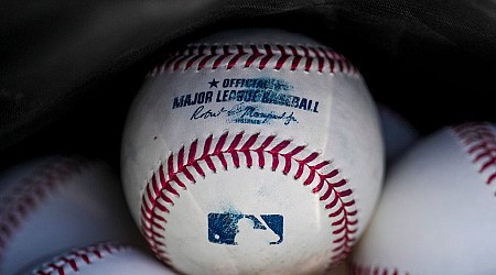 MLB Expands Aid Programs to Support Living Negro Leagues Players