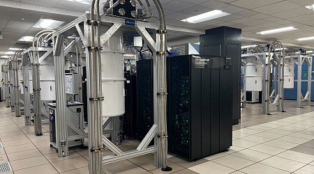Los ordenadores cuánticos ya resuelven problemas del mundo real. Este proyecto de IBM y Moderna lo demuestra