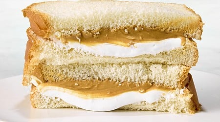 This Gooey “Fluffernutter” Sandwich Tastes Like Childhood