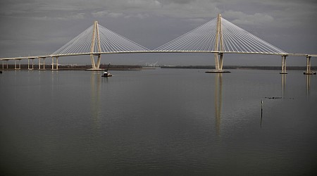 Ship at full throttle in harbor causes major South Carolina bridge to close until it passes safely