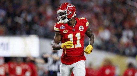 NFL Rumors: Former Chiefs WR Marquez Valdes-Scantling Visits Bills amid Chargers Buzz