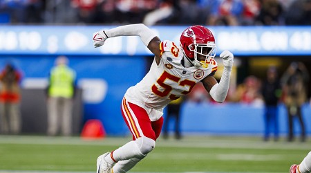 Report: Chiefs' BJ Thompson Suffered Cardiac Arrest, Seizure; Is in Stable Condition