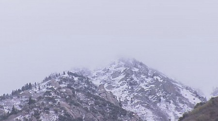 3 skiers missing in avalanche, search underway: Police