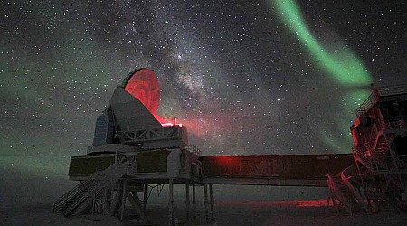 Cutting-Edge Cosmic Microwave Background Observatory Hits South Pole Stumbling Block