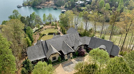 $7 Million Estate Embraces Lakeside Living And Golf In South Carolina