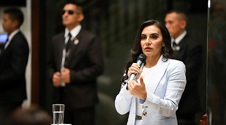La Fiscalía de Ecuador anuncia que la vicepresidenta será procesada por presunto tráfico de influencias