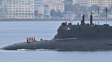 Photos show Russian submarine, ships arrive in Cuba