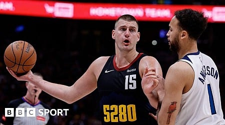 Jokic shines as Nuggets take play-off series lead