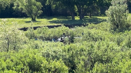 2 rescued from downed plane east of I-25 northbound near Larkspur