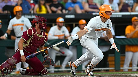 Down 3, Tennessee rallies for wild MCWS walk-off win over Florida St.