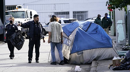 Amid record homelessness, a Texas think tank tries to upend how states tackle it