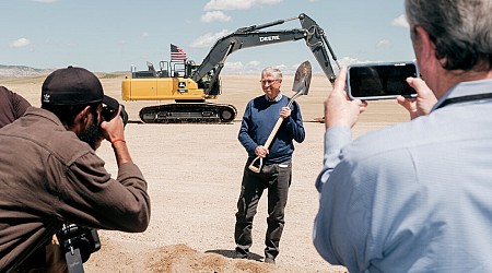 Bill Gates Is Backing a Nuclear Power Project in Wyoming