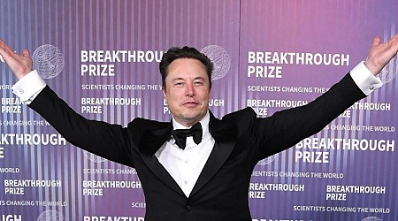 How Elon Musk's massive pay package stacks up against other CEOs