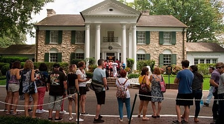 Graceland set for foreclosure auction; Elvis heir claims fraud, fights sale