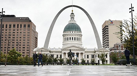 “Pro-White,” Nazi-Saluting Gov. Candidate Will Be on Missouri Ballot