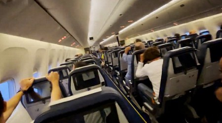 ¡Máxima tensión! Sale a la luz el momento del aterrizaje de emergencia dentro del avión del Cádiz