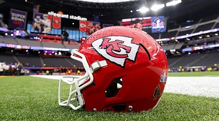 Kansas City Chiefs' Isaiah Buggs Arrested On Domestic Violence, Burglary Charges