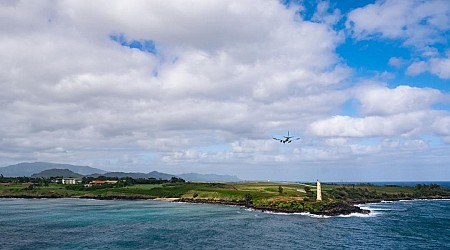 Airliner Plunged, Stopping Just Above Ocean Off Hawaii