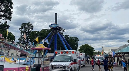 Crews rescue 28 people trapped upside down high on Oregon amusement park ride