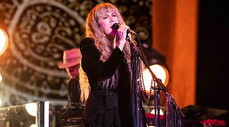 Stevie Nicks Postpones Another Concert 'Due to Illness'