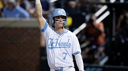 Vance Honeycutt and UNC stun West Virginia in Men’s College World Series Super Regionals