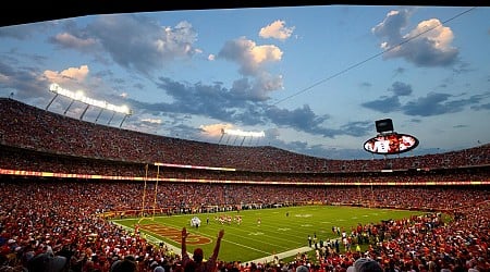 Kansas lawmakers to debate whether wooing the Chiefs with a new stadium is worth the cost