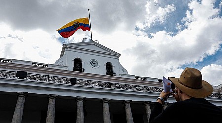 Ecuador requiring visas for Chinese nationals amid irregular migration