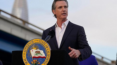 Newsom wants to limit students' use of smartphones in school