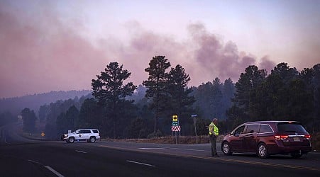 New Mexico governor declares emergency as thousands flee wildfire