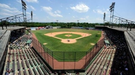 A tribute to the Negro leagues at Rickwood Field comes with somber undertone