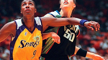 Today in Sports History: First WNBA game held