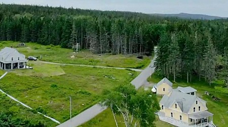 Young family finds happiness on remote island off Maine