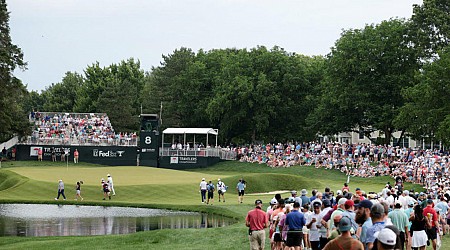 2 hospitalized after lightning strike near PGA tournament in Connecticut