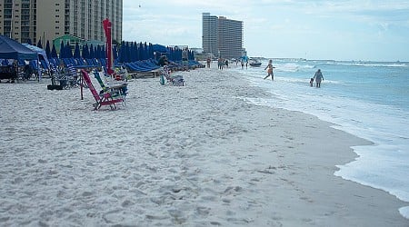 3 young men drown while swimming in Gulf Coast: Police