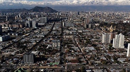 More Than 400,000 Customers Without Power in Santiago, Chile